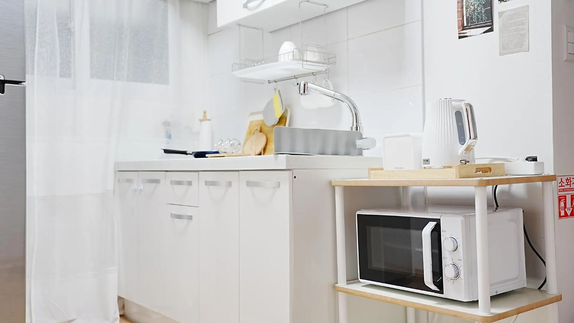 Near Lotte World, Kspo Dome, Coex, Olympic Park, 2 Rooms, 2 Queen Beds, 1 Super Single Bed, 5 People سيول 0*,  كوريا الجنوبية